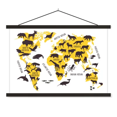 Produktbild von MuchoWow® Textilposter Weltkarte - Gelb - Tiere 60x40 cm mit schwarzem Rahmen - Hölzernes