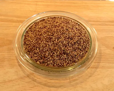 Produktbild von LanDixx Rotklee 2 kg Klee Honigpflanze Kleesaat Futterklee Bienenweide Wiesenklee Trifolium
