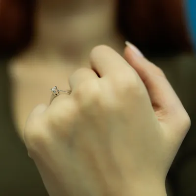 Produktbild von 0,14 Carat Diamant Solitär Ring Antragsring 14 Karat Weißgold - 61 (19,40 mm)