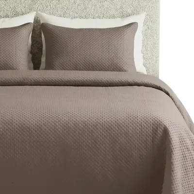 Zdjęcie produktu dla Narzuta welurowa 80x160 cm Maya, brązowa, milutka – Spod Igły i Nitki