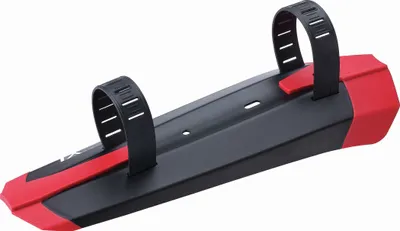 Produktbild von BBB BFD-18 MudCatcher XL Schutzblech – rot unter dem Rahmen