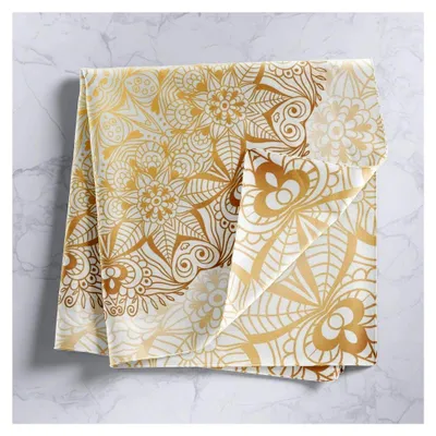 Produktbild von Boho Mandala Wandteppich 130x150cm Tapisserie im böhmischen Stil für Teenager mit goldenem und weißem Mandala-Dekor und exotischem Blumenmuster