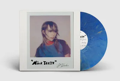 Image de Suki Waterhouse : Suki Waterhouse - Milk Teeth (Edition limitée) (Vinyle bleu translucide) (45 tours) - - (LP / M)