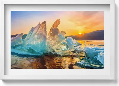 Produktbild von Eisstück bei Sonnenaufgang– Wandbild mit Rahmen – Gerahmtes Bild  – Wanddekoration – 60x40 cm –  Schwarz Rahmen