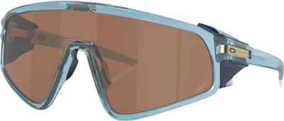 Productafbeelding van Oakley Latch Panel 94040835, sportbril in de kleur stonewash met Prizm Tungsten lenzen