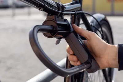 Immagine prodotto di ABUS U-lock Granit XPlus 540 + staffa SH B - Serratura per bicicletta con cilindro XPlus come protezione antimanomissione - Livello di sicurezza ABUS 15 - Altezza grillo 230 mm