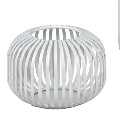 Produktbild von Windlicht Wili Stäbe in Kugelform H. 10cm weiß aus Metall Formano