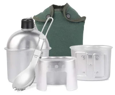 Produktbild von Camping-Kochset aus Aluminium mit Trinkflasche und Holzofen