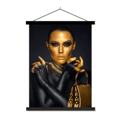 Produktbild von MuchoWow® Textilposter Make-up - Tasche - Gold - Luxus - Frau 40x53 cm mit schwarzem Rahmen - Abbildung