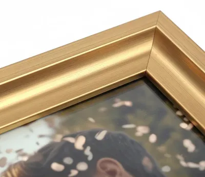 Produktbild von Bilderrahmen "Renoir" - Farbe: Gold - Größe: 21 x 30 cm