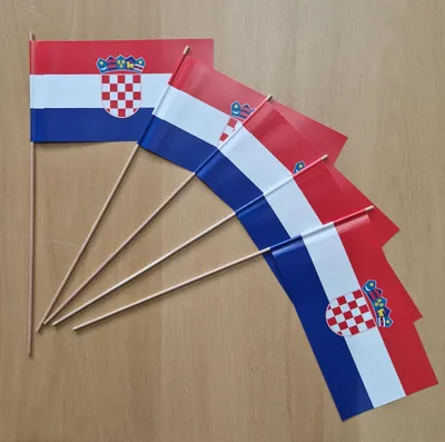 Produktbild von Papierfähnchen Kroatien 50 Stück