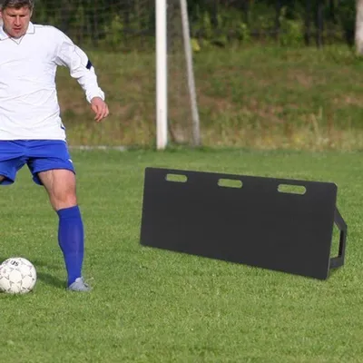 Produktbild von Fußball-Rückprallwand - 115x45x42 cm - Schwarz - HDPE-Metall - Trainingshilfe zur Ballkontrolle