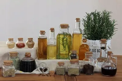 Produktbild von Chomik Glasflasche 90 ml mit Korkverschluss Vorratsglas