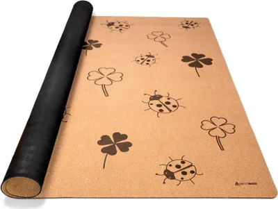 Produktbild von Spielmatte aus Kork. Schadstofffreie Krabbelmatte für Babys und Kinder. Glück 160x110 cm