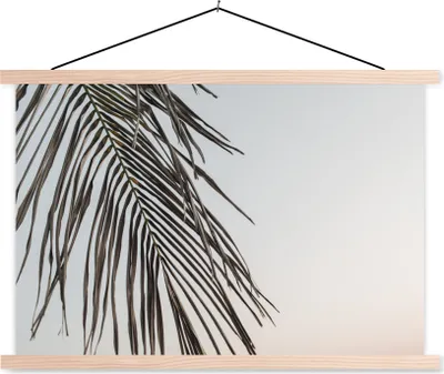 Produktbild von MuchoWow® Textilposter Sommer - Palme - Blatt 120x80 cm mit holzfarbenen Rahmen - Aufhängeset