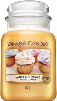Produktbild von Yankee Candle, Duftkerze Vanilla Cupcake, 623 g, Paraffinwachs, Elfenbein, Apothekerglas mit gewölbtem Glasdeckel, 110-150 Std., H 16,8 cm, B 10,7 cm, T 10,7 cm