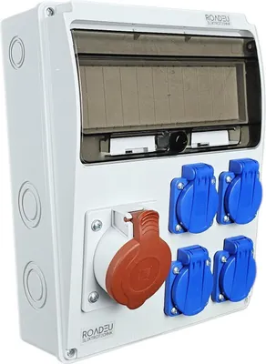 Produktbild von RoadEu Wandverteiler Stromverteiler. CEE Steckdose 16A mit 4x Schuko 230V. Steckdosenverteiler für den Innen- und Außenbereich. Komplett verdrahtet