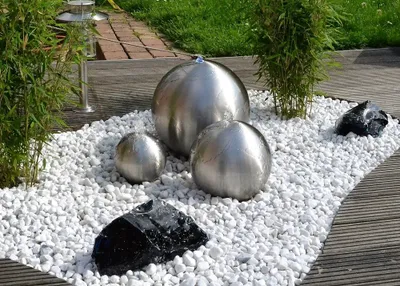 Produktbild von Kugelbrunnen 3er-Set 30/25/20 cm Edelstahl matt incl. LED Komplettset Garten
