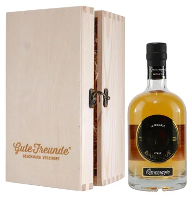 Produktbild von Caravaggio Grappa Barrique mit Geschenk-Holzkiste