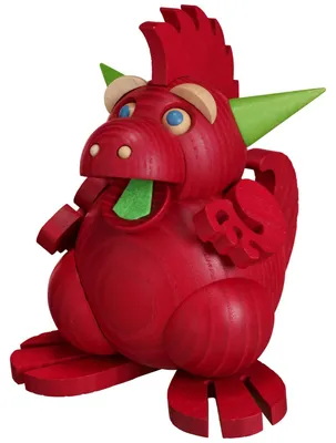Ein roter Drache aus Holz mit offenem Mund und grünen Hörnern sitzt aufrecht und zeigt seine Flügel während er freundlich in die Kamera blickt