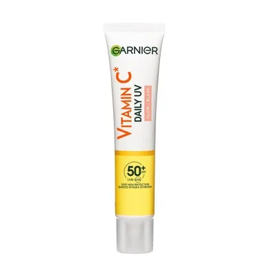 Obrázok produktu pre Garnier Vitamin C Rozświetlający fluid na dzień z filtrem SPF50+ Nadający Blask, 40ml