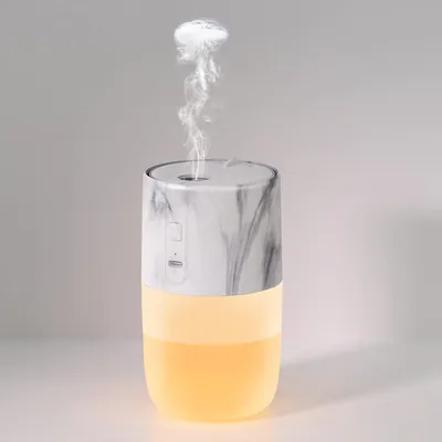 Produktbild von Mini-Luftbefeuchter, 300 ml, Ultraschall mit Quallendampfring, USB wiederaufladbar, 7-farbige LED, für Auto, Reise, Schlafzimmer (weiß)