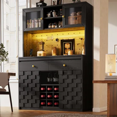 Immagine prodotto di Mobile da cucina Flieks con ante in acrilico, maniglie a scomparsa, credenza con portabottiglie per vino, striscia LED, prese USB, mobile alto, colore nero
