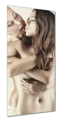 Produktbild von Wallario selbstklebende Duschrückwand 80 x 190 cm mit Motiv Sexy Lesben - erotisch, anregend, verrucht - Wandverkleidung mit Hochglanzlaminat in Glasoptik