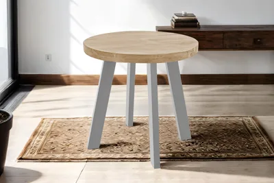Produktbild von Refurbished Möbelretoure Esstisch rund Akazienholz natur massiv 90 cm silber SOPHIA