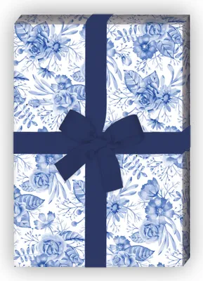 Produktbild von Klassisch elegantes Geschenkpapier mit Blumen und Blüten Dekor, blau - G10146, 32 x 48cm