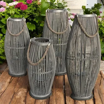 Produktbild von Laterne aus Bambus mit Henkel und Glaszylinder H 40 cm - Gartenlaterne Bambuslaterne - Holzlaterne