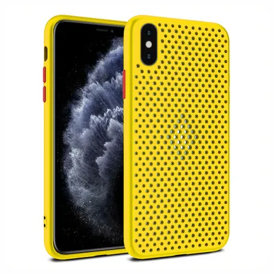 Immagine prodotto di Smartphonica Custodia in silicone per iPhone Xs Max con fori - Giallo
