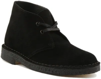 Produktbild von Clarks Wallabee originale ikonische Schnürstiefel in schwarzem Wildleder für Frauen (36; Schwarz)