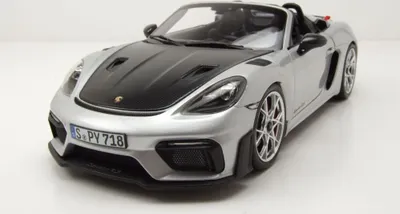 Produktbild von Norev 187270 Porsche 718 Spyder RS Weissach Package 2023 silber 1:18