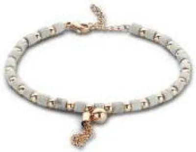 Produktbild von Victoria Rosegold farbenes weißes Perlenarmband