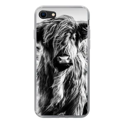 Produktbild von MuchoWow® Handyhülle Schutzhülle Hülle für iPhone 8 Schottischer Highlander - Natur - Kuh - Schwarz - Weiß Silikon Softcase Handy Hülle - Schutzhaube