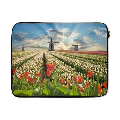 Produktbild von MuchoWow® Laptop Hülle 15 Zoll Windmühle - Tulpen - Himmel - Natur Laptoptasche - Laptoptasche - Sleeve - Rundum-Schutz