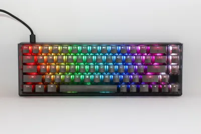 Zdjęcie produktu dla Ducky One 3 Aura Black SF Gaming Tastatur, RGB LED