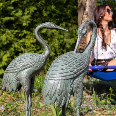 Produktbild von Dekorative Kranichstatue aus Gusseisen