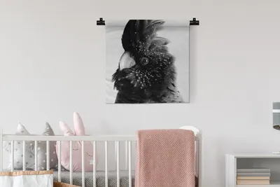 Produktbild von MuchoWow® Wandteppich Wandbehang Nahaufnahme eines Kakadus vor einem grauen Hintergrund - schwarz und weiß 60x60 cm Tapisserie Dekoration Wandtuch - Dekorationen - Wand Decke