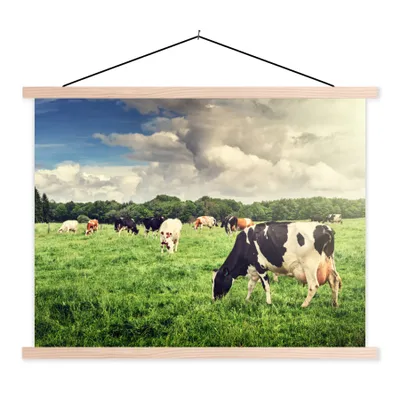 Produktbild von MuchoWow® Textilposter Kühe - Weide - Natur - Tiere - Landschaft 40x30 cm mit holzfarbenen Rahmen - Bilder