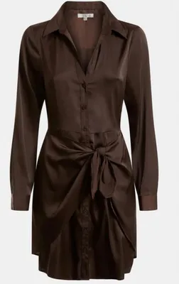 Zdjęcie produktu dla Sukienka koszulowa GUESS z satyny w kolorze brązowym XS – elegancja na każdą okazję