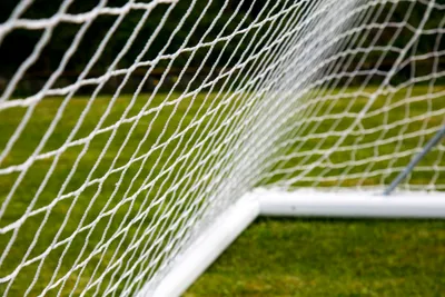 Produktbild von Fußballnetz Clubs 7.32 x 2.44 x 0.8 x 2 m - 3mm - Perfekt für das Training - Weiß