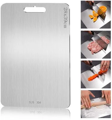 Image de Planche à découper métallique - acier inoxydable durable - polyvalent