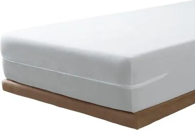 Productafbeelding van Matrasbeschermer van microvezel - Elastisch en aanpasbaar | 120 x 190/200 cm | Geschikt voor matrassen tot 30 cm hoog