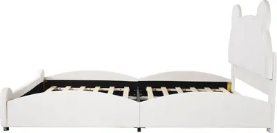 Obrázek produktu pro Čalouněná postel Krásná dětská postel, 140 x 200 cm, tvar medvěda. Jednolůžko z veluru šetrného k pokožce, bílé