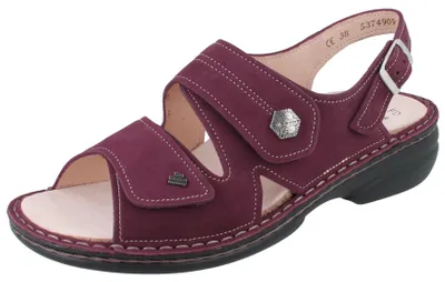 Productafbeelding van Finn Comfort Milos sandalen: hoogwaardig leer voor een elegante uitstraling, verstelbare klittenbandsluitingen voor een perfecte pasvorm, uitneembaar voetbed voor persoonlijke aanpassing