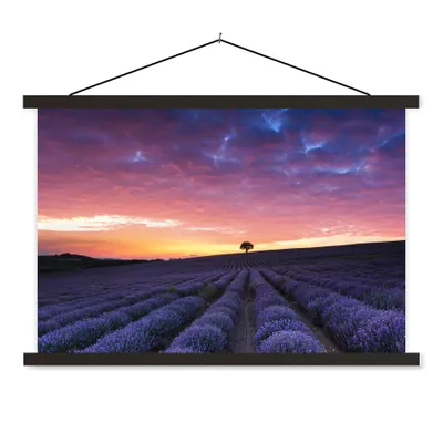 Produktbild von MuchoWow® Textilposter Lila Wolken auf einem Lavendelfeld 120x80 cm mit schwarzem Rahmen - Wanddeko