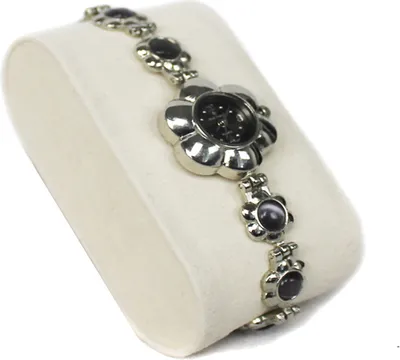 Produktbild von Uhrenkissen Armbandkissen Schmuckkissen Velourstoff Creme