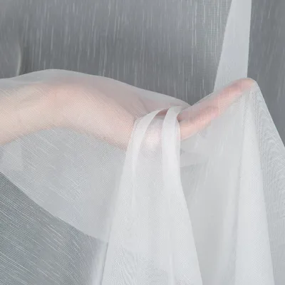 Obrázek produktu pro Záclonovina bílá 300 cm vysoká - na metr 60 g/m², 100% polyester, bambusová struktura (Titiem) se zátěžovou páskou - elegantní a snadno udržovatelná pro obývací pokoje